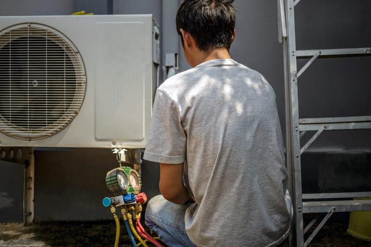 Energy-efficient HVAC systems with routine maintenance